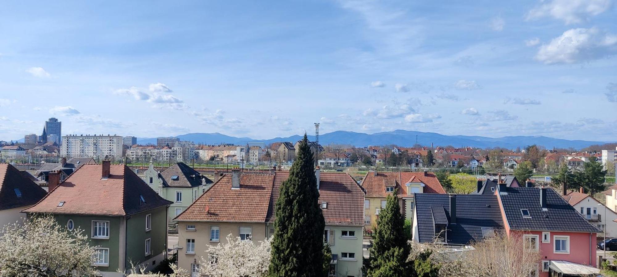 Agreable Et Spacieux Appartement Lumineux T4 Alsace Riedisheim Exteriör bild
